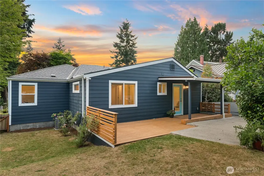 12032 38th Avenue Ne, Seattle, WA 98125 - #3