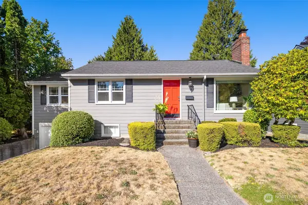 8039 40th Avenue Ne, Seattle, WA 98115
