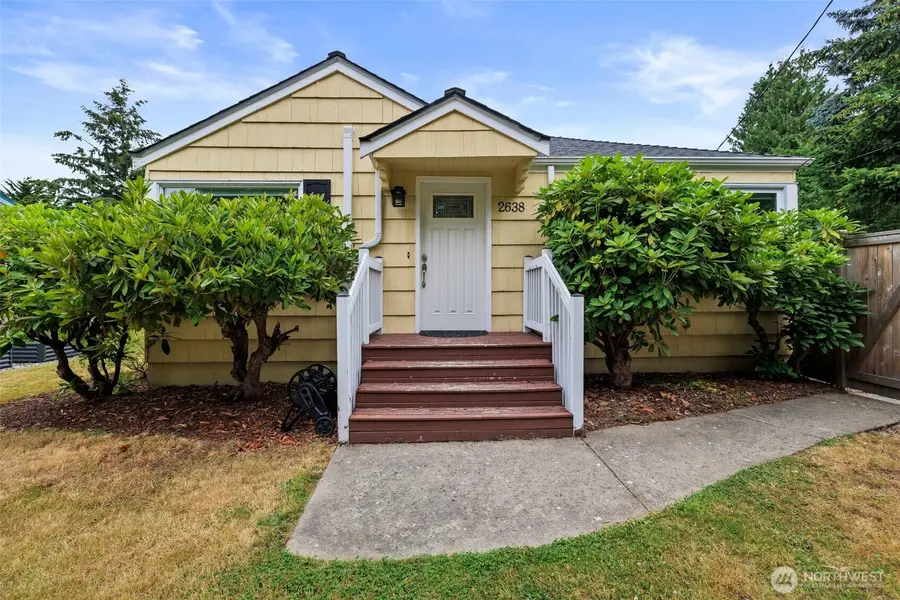 2638 SW 106th Street, Seattle, WA 98146 - #2