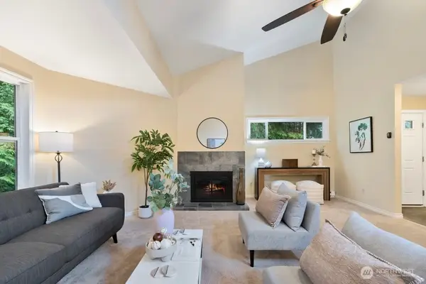 14633 NE 40th Street #K8, Bellevue, WA 98007