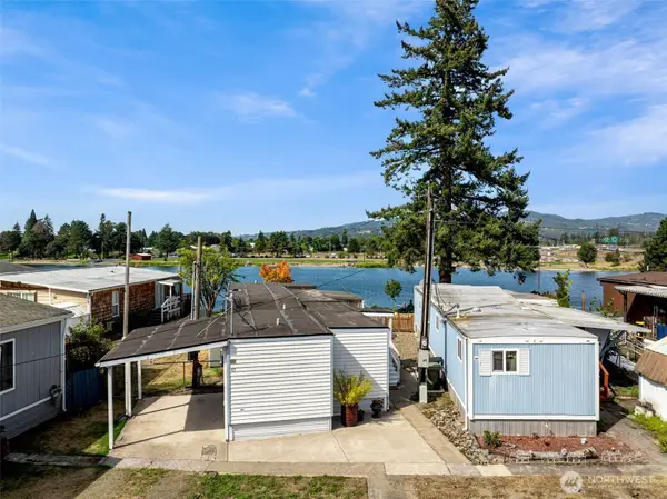 296 Island Aire Drive #43, Woodland, WA 98674