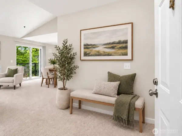 12424 109th Court Ne #D304, Kirkland, WA 98034