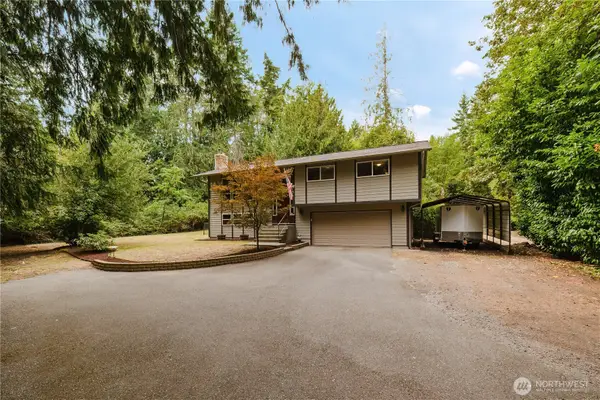 8206 University Point Circle Ne, Bremerton, WA 98311