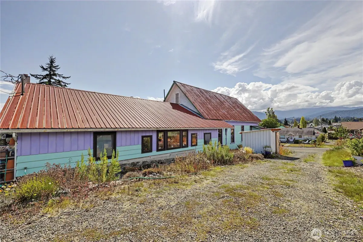 1027 W Seventh Street, Port Angeles, WA 98363 - #1