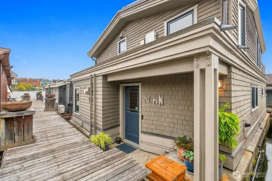3146 Portage Bay Place E #N, Seattle, WA 98102 - #2