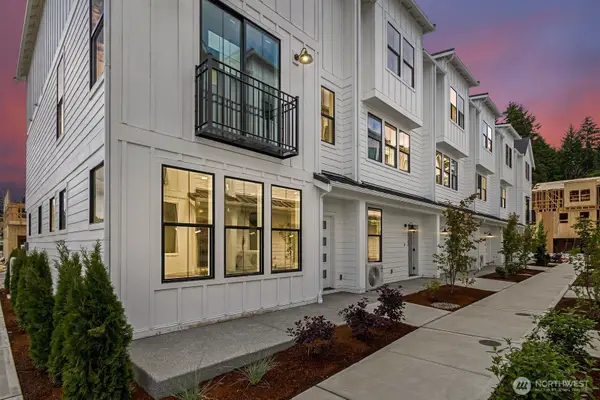 12060 127th Avenue E #45, Puyallup, WA 98374