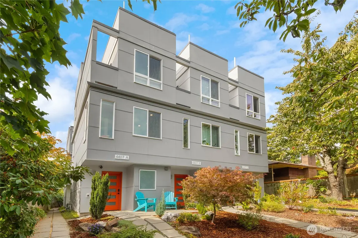 4407 44th Avenue Sw #A, Seattle, WA 98116 - #1