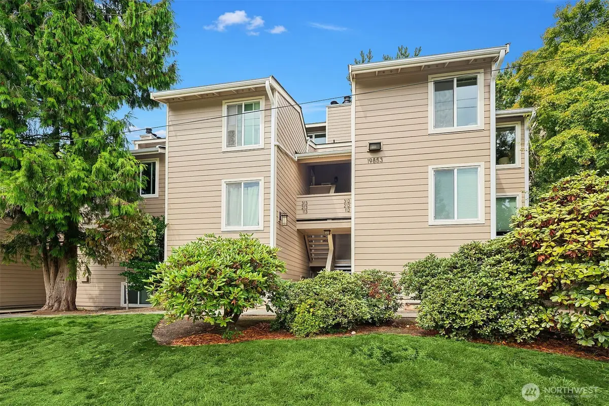 19853 25th Avenue Ne #312, Shoreline, WA 98155 - #1