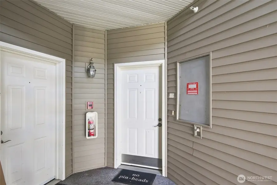 10025 9th Avenue W #D102, Everett, WA 98204 - #3