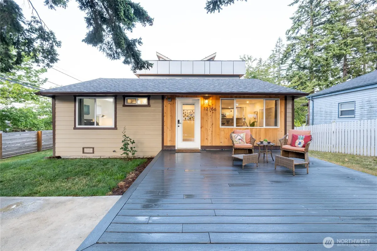 12756 Evanston Avenue N, Seattle, WA 98133 - #1