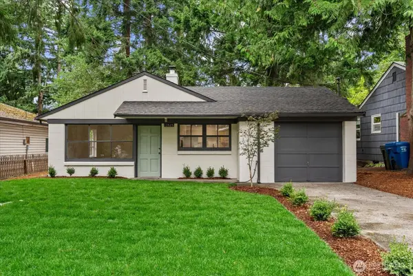13525 Wallingford Avenue N, Seattle, WA 98133