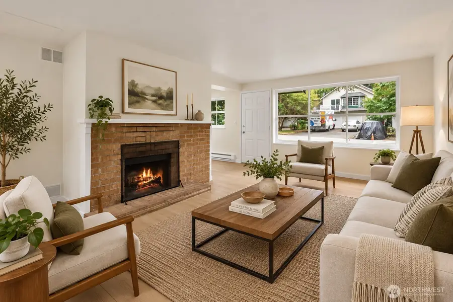 13525 Wallingford Avenue N, Seattle, WA 98133 - #3