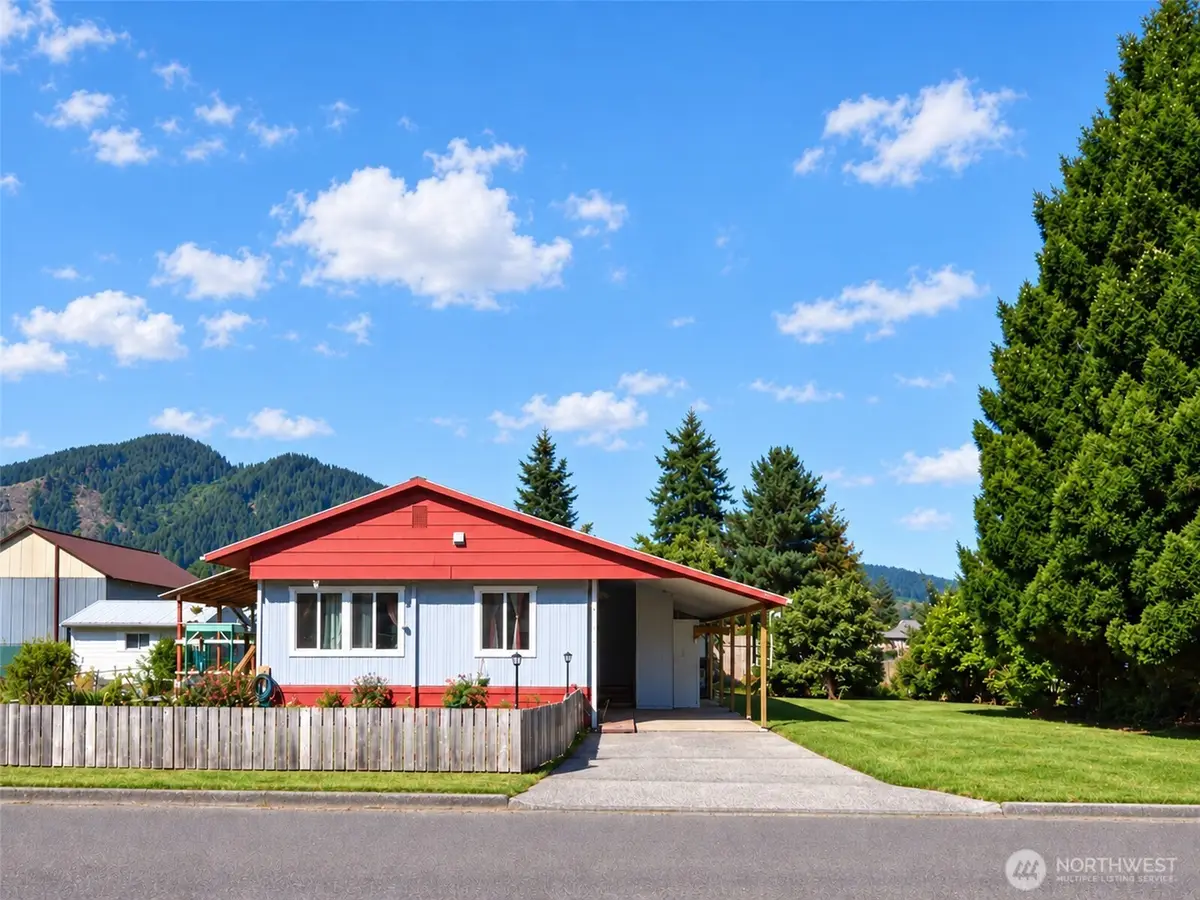 344 Temple Avenue, Morton, WA 98356 - #1