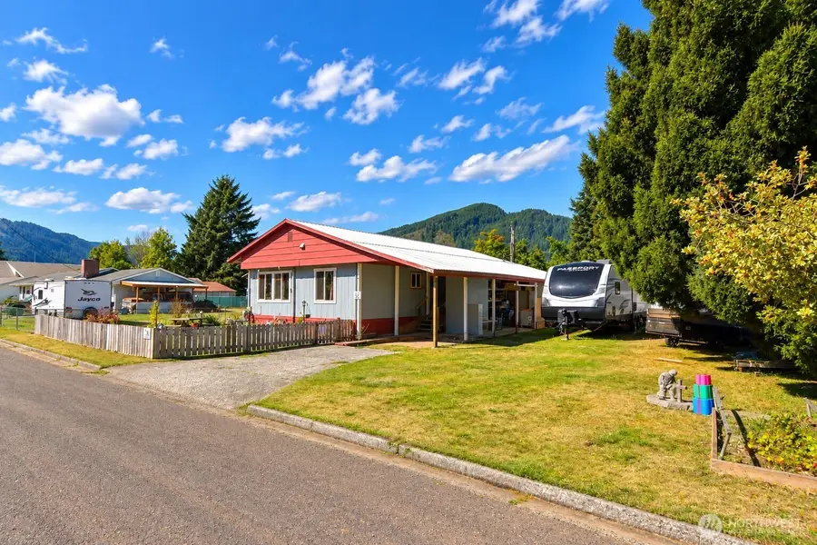 344 Temple Avenue, Morton, WA 98356 - #2