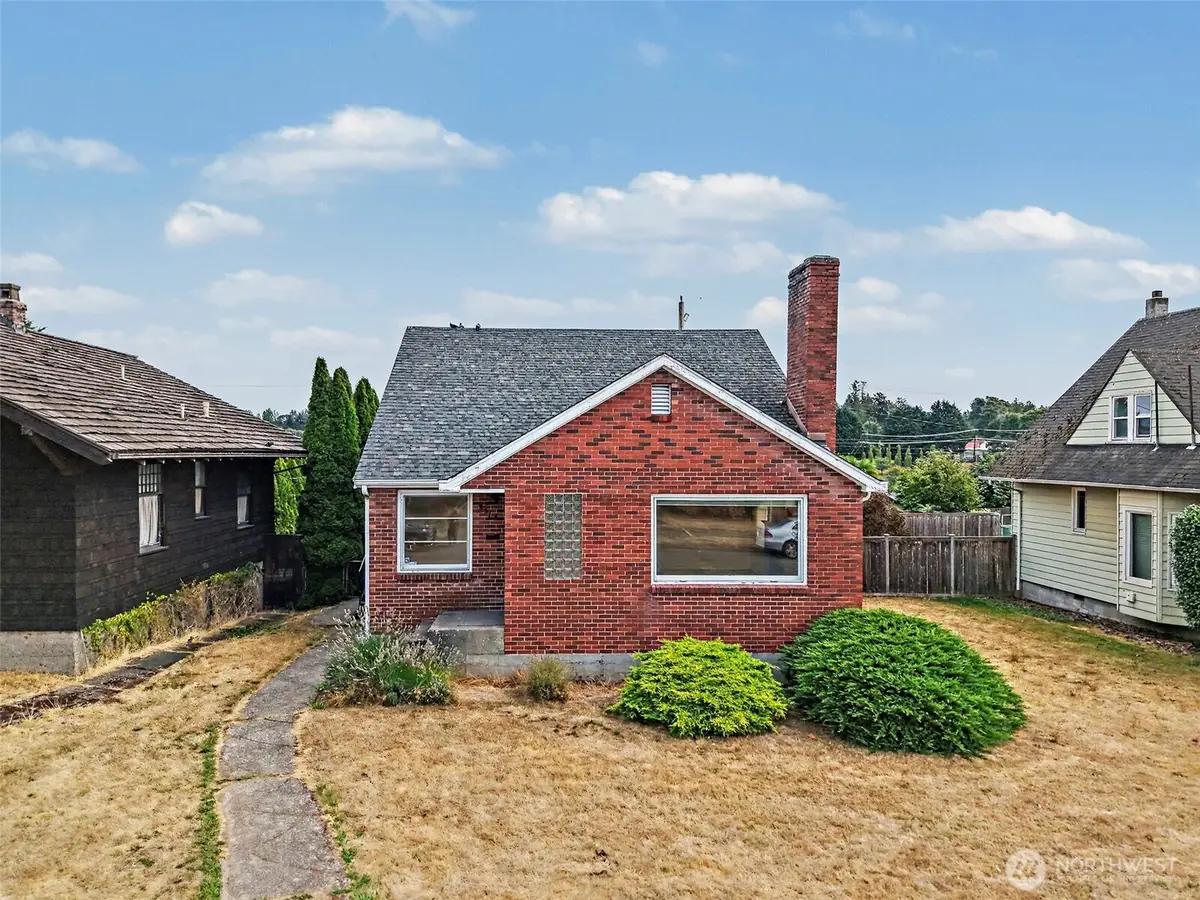 3914 13th Avenue S, Seattle, WA 98108 - #1