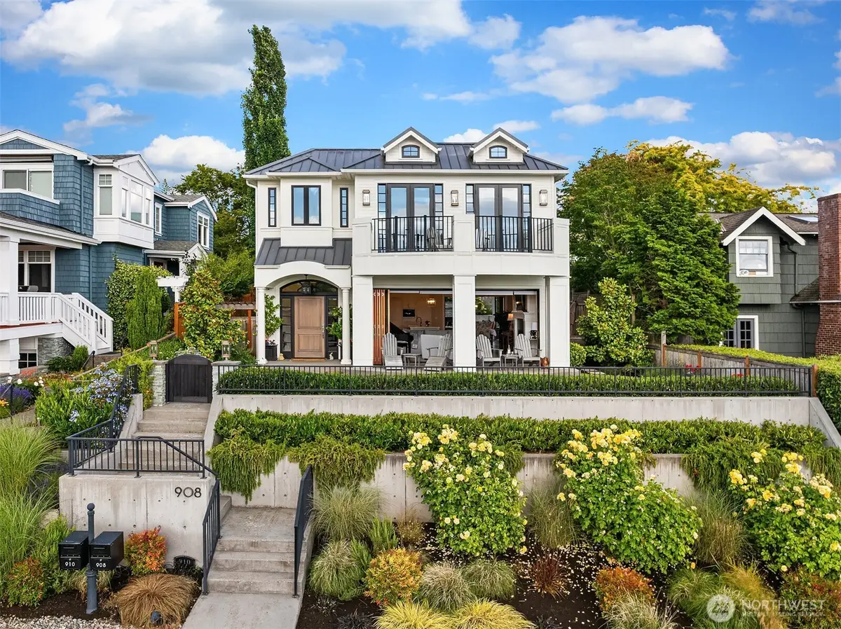 908 1st Street, Kirkland, WA 98033 - #1