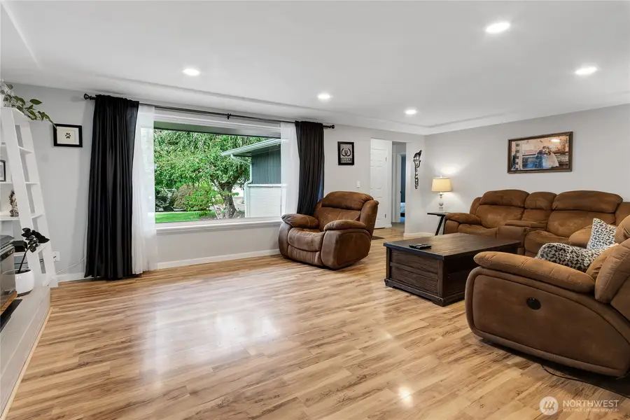 11013 Lundstrom Drive Sw, Lakewood, WA 98498 - #3