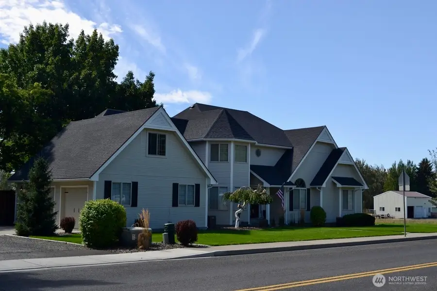 1022 E Capitol Avenue, Ellensburg, WA 98926 - #2