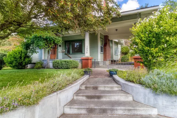 1235 Isaacs Avenue, Walla Walla, WA 99362