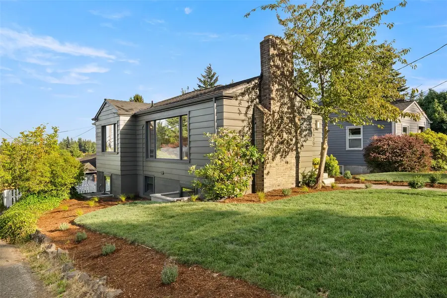 8622 17th Avenue Ne, Seattle, WA 98115 - #2