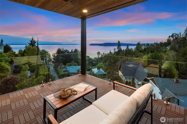 7126 Picnic Place, Edmonds, WA 98026