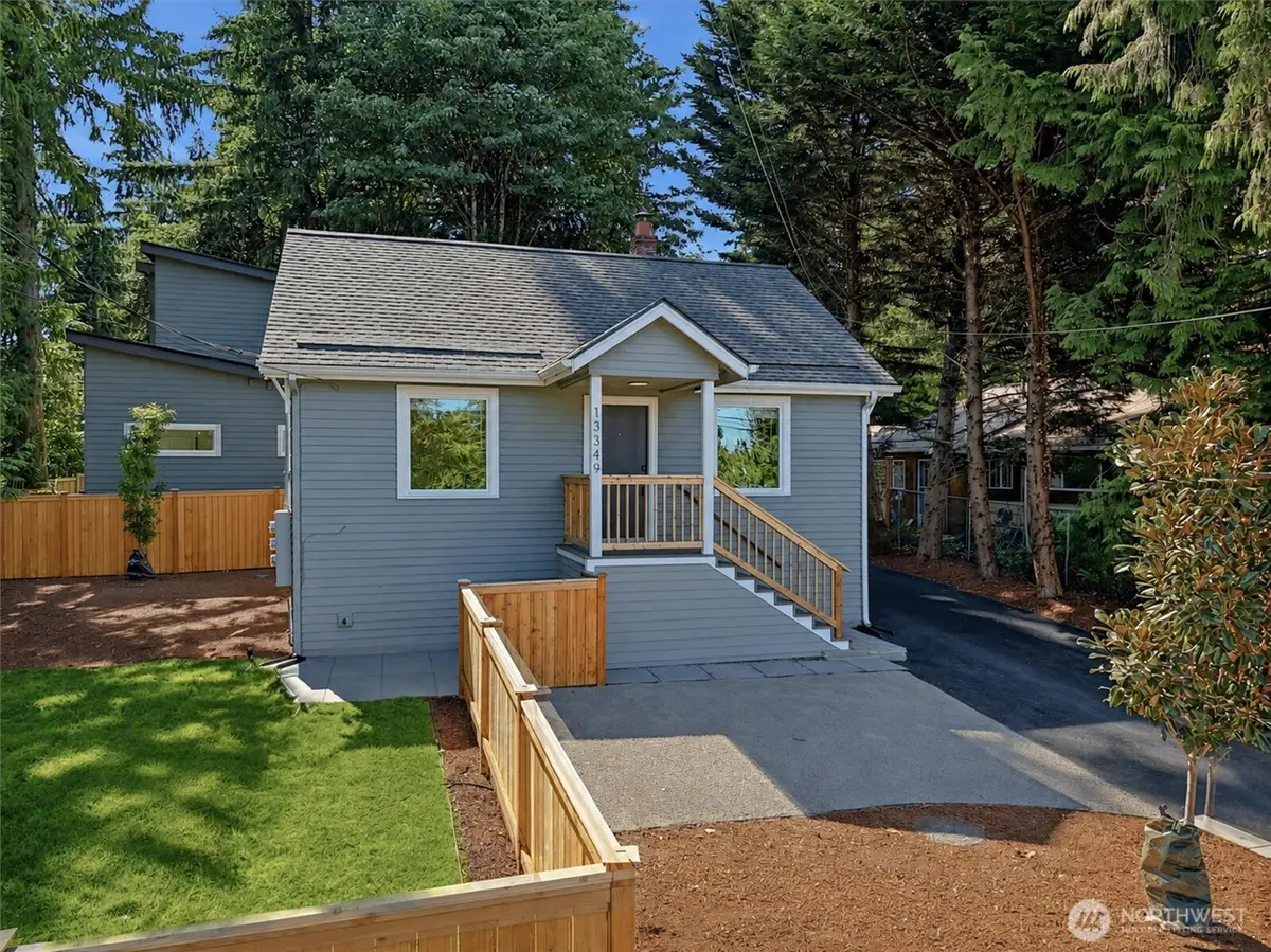 13349 25th Avenue Ne, Seattle, WA 98125 - #1