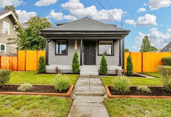 6443 S Warner Street, Tacoma, WA 98409