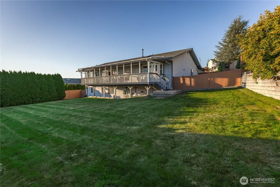 8202 74th Place Ne, Marysville, WA 98270 - #3