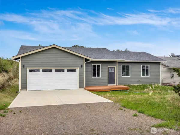 31410 H Street, Ocean Park, WA 98640