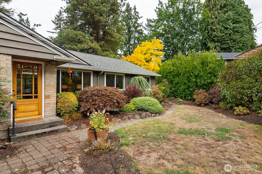 124 N 180th Street, Shoreline, WA 98133 - #2