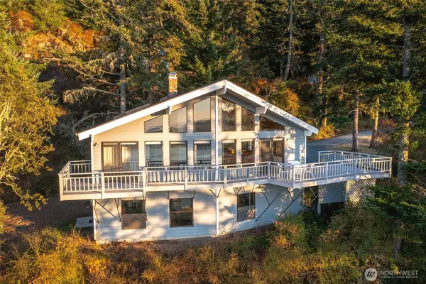 237 Switchback Drive, Orcas Island, WA 98245