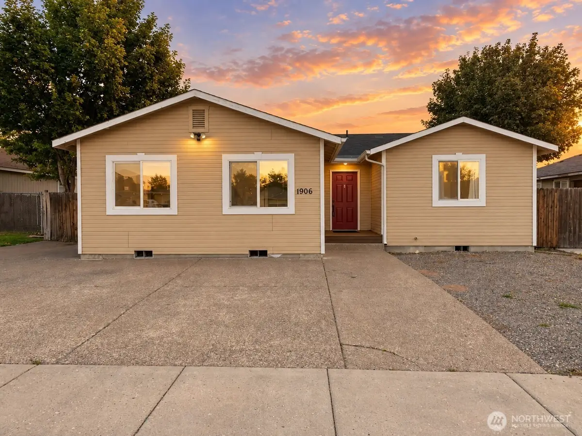 1906 N Yew Street, Ellensburg, WA 98926 - #1