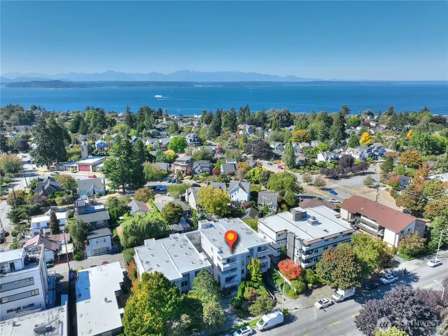 2125 California Avenue Sw #103, Seattle, WA 98116 - #3