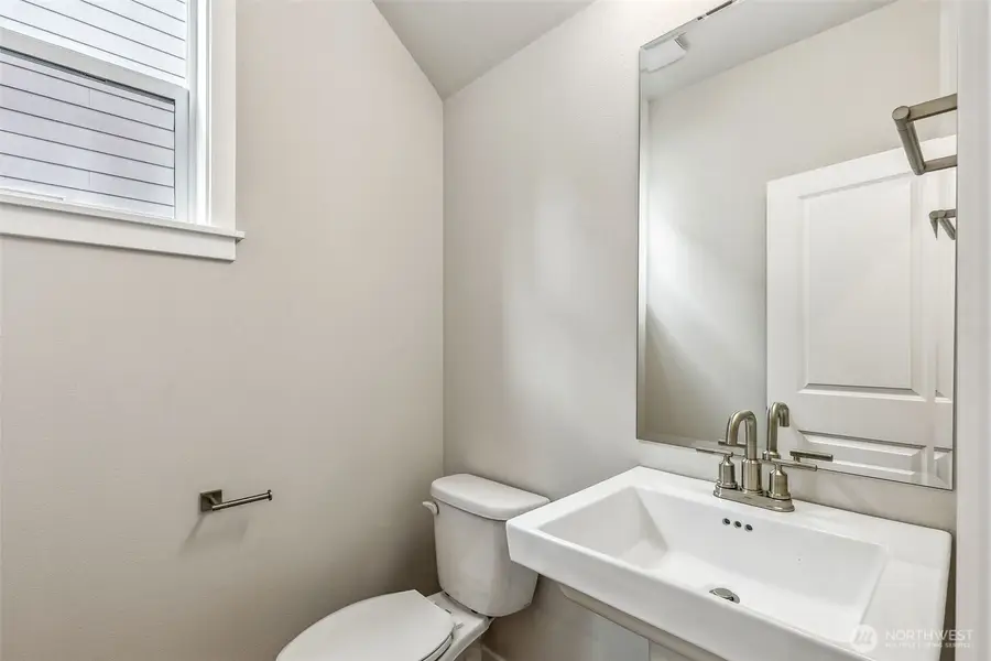 7810 41st Place Ne, Marysville, WA 98270 - #3