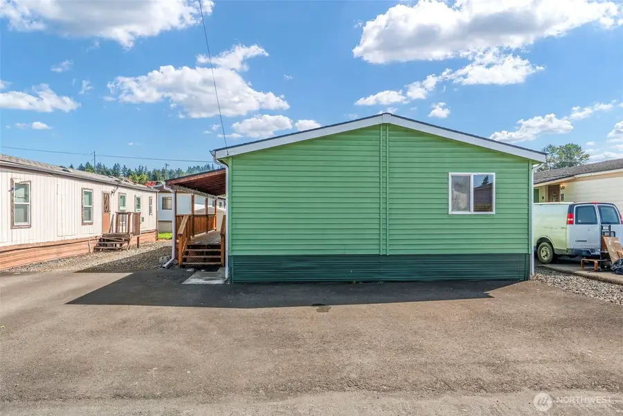 1006 S 12th Avenue, Kelso, WA 98626 - #3