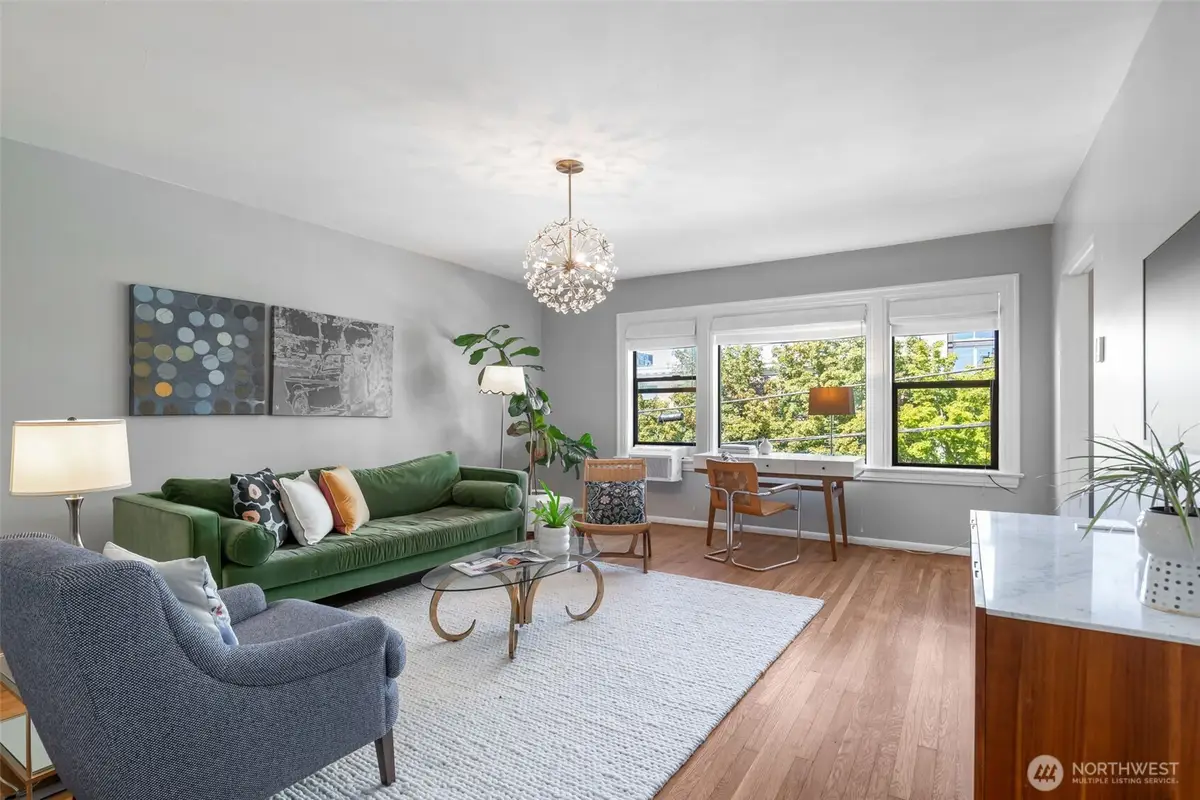 1136 13th Ave #305, Seattle, WA 98122 - #1