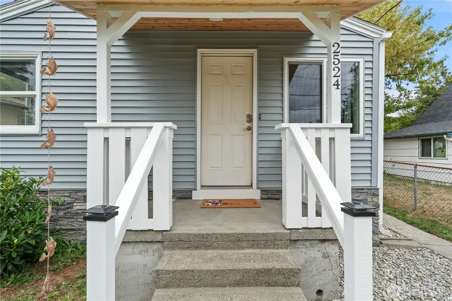 2524 Barnett Street, Bremerton, WA 98310 - #2