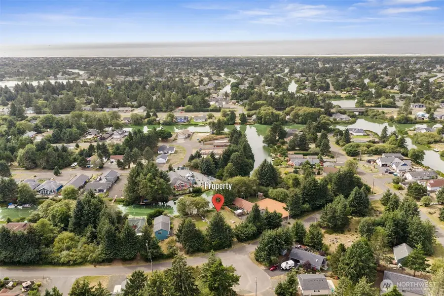 711 Albion Avenue Se, Ocean Shores, WA 98569 - #2