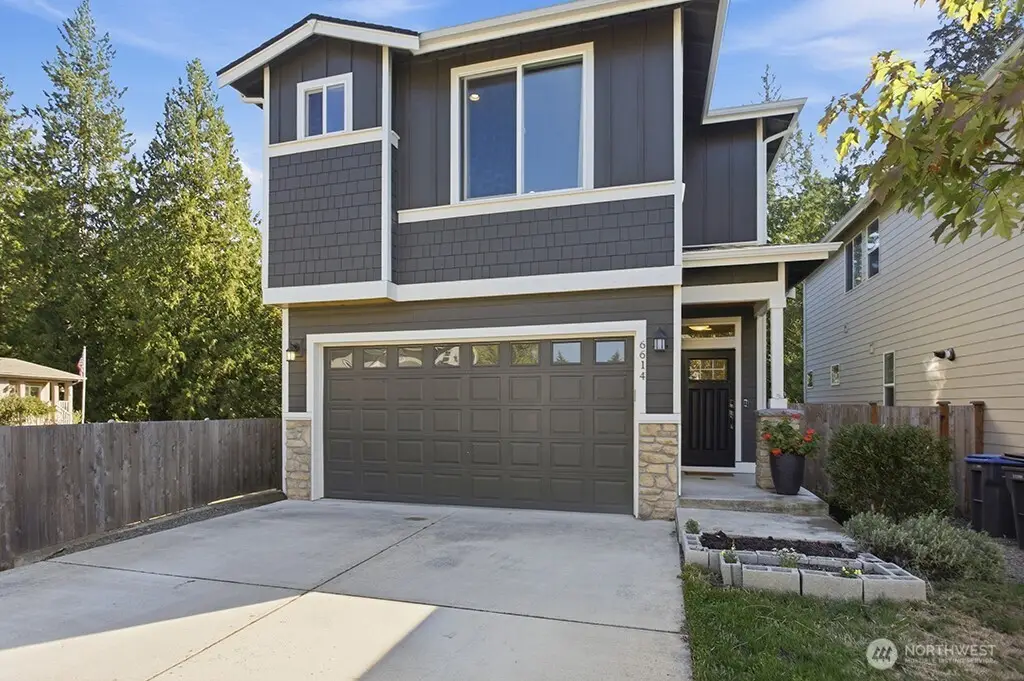 6614 Kayak Place Nw, Bremerton, WA 98311 - #1