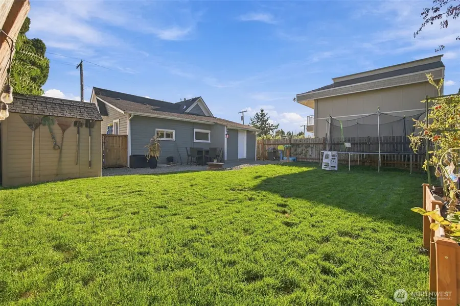 311 2nd Avenue Ne, Puyallup, WA 98372 - #3