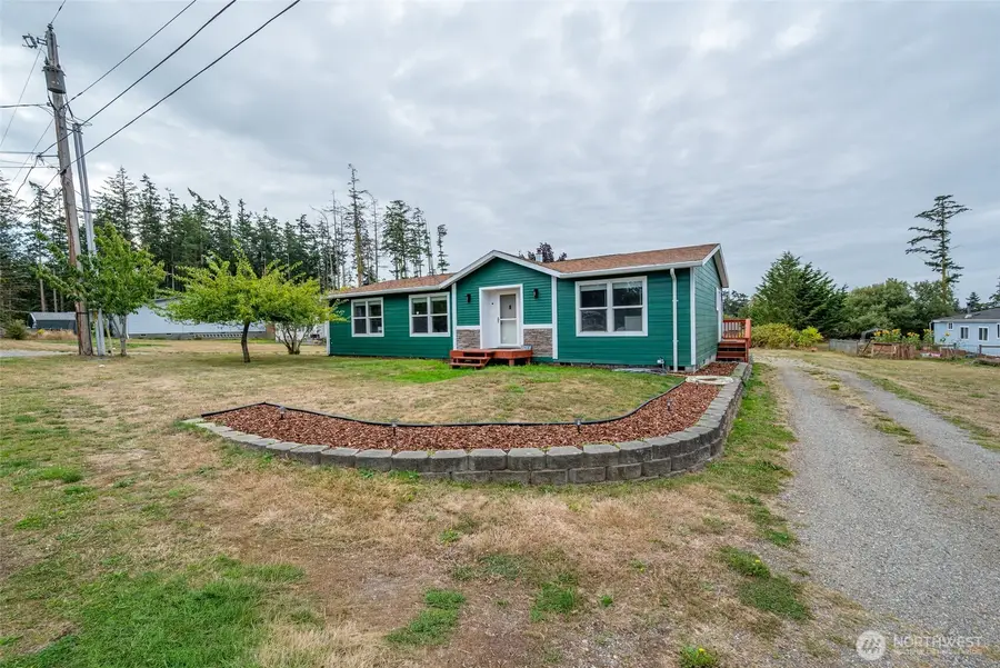 1105 Paul Avenue, Oak Harbor, WA 98277 - #3