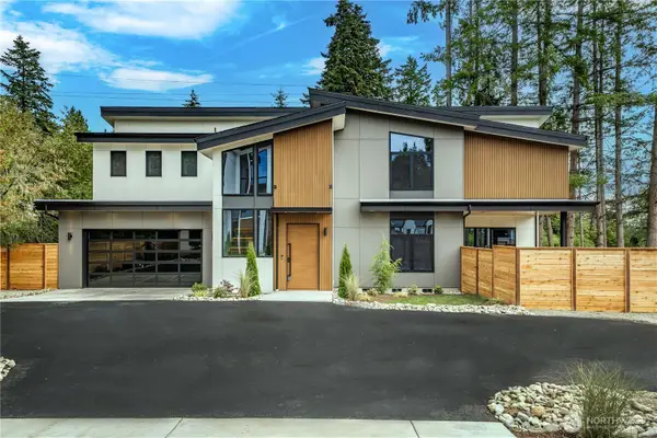 8336 NE 148th Place, Kenmore, WA 98028