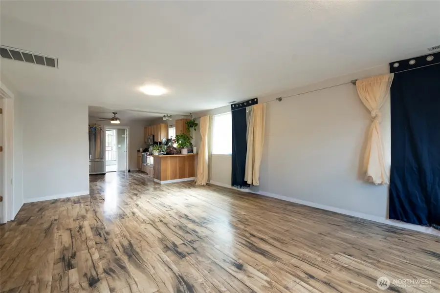 514 Richmond Avenue, Centralia, WA 98531 - #3