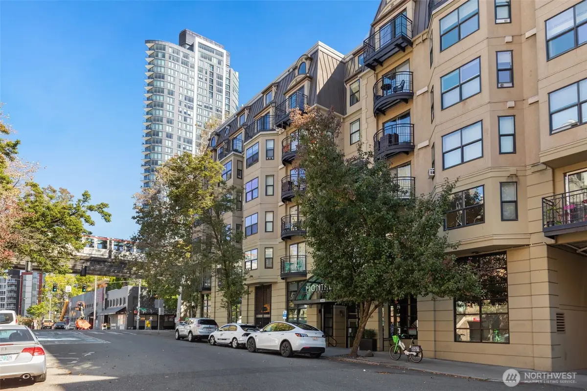 425 Vine St #721, Seattle, WA 98121 - #1