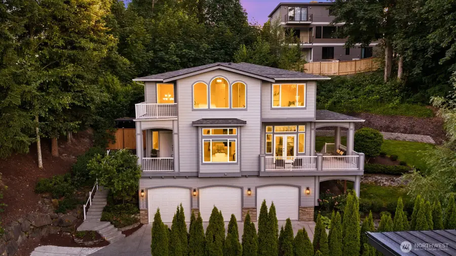 16125 SE 44th Way, Bellevue, WA 98006 - #2