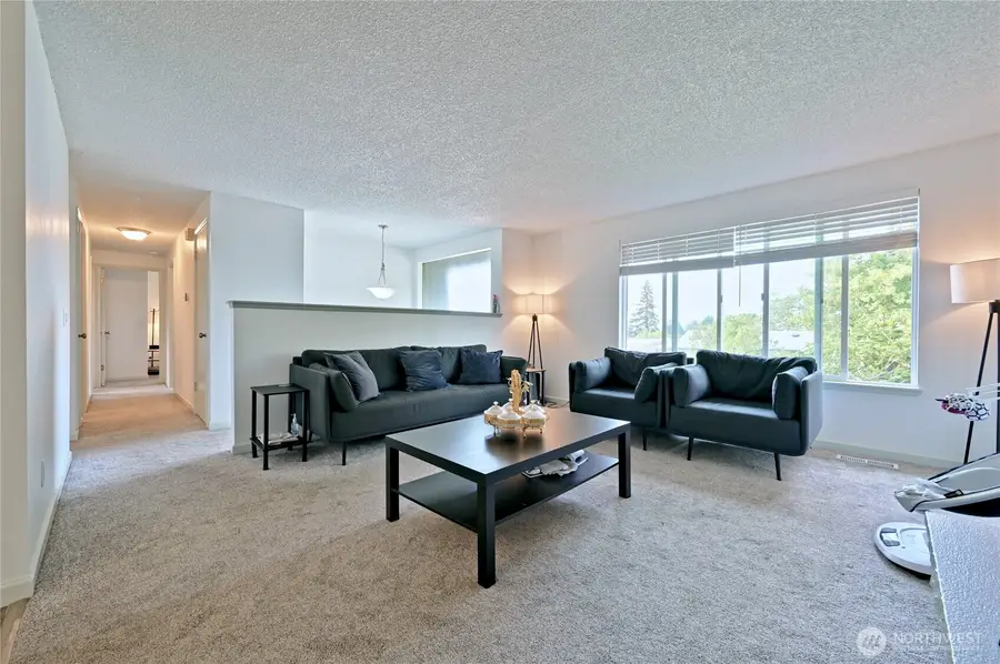1012 E Laurel Street, Kent, WA 98030 - #3