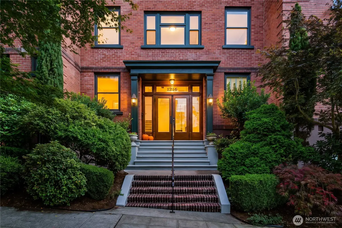 1216 1st Avenue W #103, Seattle, WA 98119 - #1