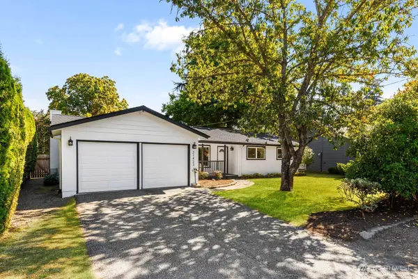 21423 92nd Avenue W, Edmonds, WA 98020