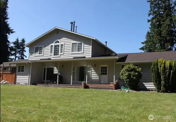 5721 180th Street Sw, Lynnwood, WA 97037