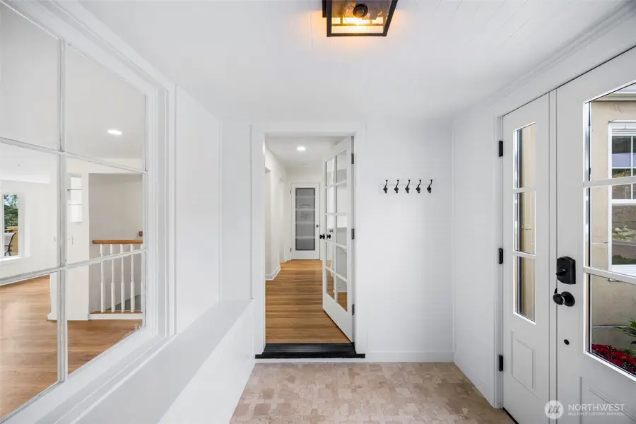 5049 Pullman Avenue Ne, Seattle, WA 98105 - #2